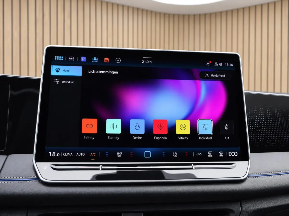 1.5 eHybrid R-Line Edition |Pano |Leder |Head-up |Massage |Harman/Kardon |Stoelverkoeling |360° |Trekhaak