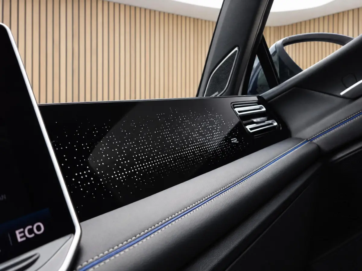 1.5 eHybrid R-Line Edition |Pano |Leder |Head-up |Massage |Harman/Kardon |Stoelverkoeling |360° |Trekhaak