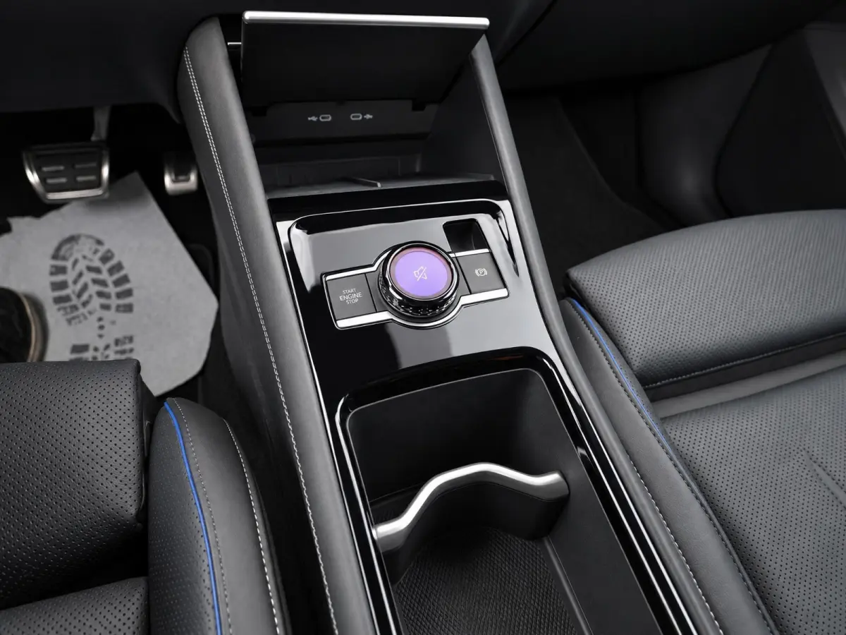 1.5 eHybrid R-Line Edition |Pano |Leder |Head-up |Massage |Harman/Kardon |Stoelverkoeling |360° |Trekhaak