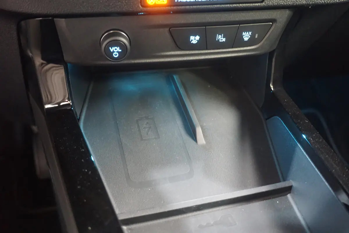 Premium 44 kWh | Achteruitrijcamera | Apple Carplay/Android Auto|telefoonintegratie premium | Buitenspiegels elektrisch verstel- en verwarmbaar