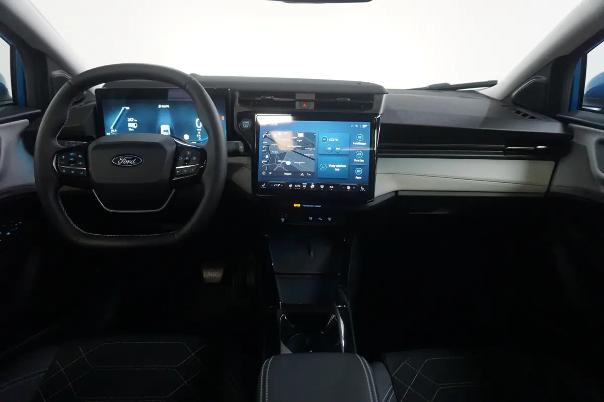 Premium 44 kWh | Achteruitrijcamera | Apple Carplay/Android Auto|telefoonintegratie premium | Buitenspiegels elektrisch verstel- en verwarmbaar