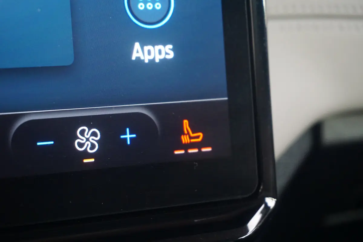 Premium 44 kWh | Achteruitrijcamera | Apple Carplay/Android Auto|telefoonintegratie premium | Buitenspiegels elektrisch verstel- en verwarmbaar