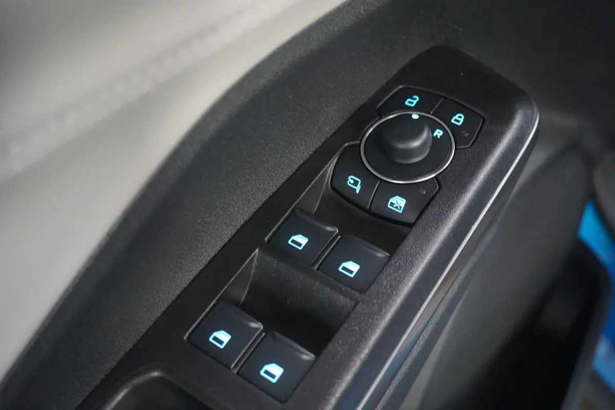 Premium 44 kWh | Achteruitrijcamera | Apple Carplay/Android Auto|telefoonintegratie premium | Buitenspiegels elektrisch verstel- en verwarmbaar