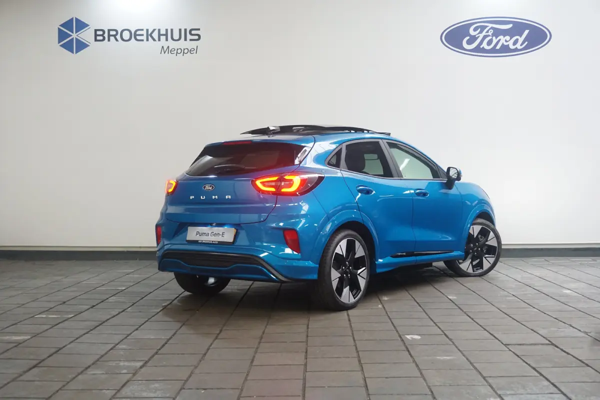 Premium 44 kWh | Achteruitrijcamera | Apple Carplay/Android Auto|telefoonintegratie premium | Buitenspiegels elektrisch verstel- en verwarmbaar