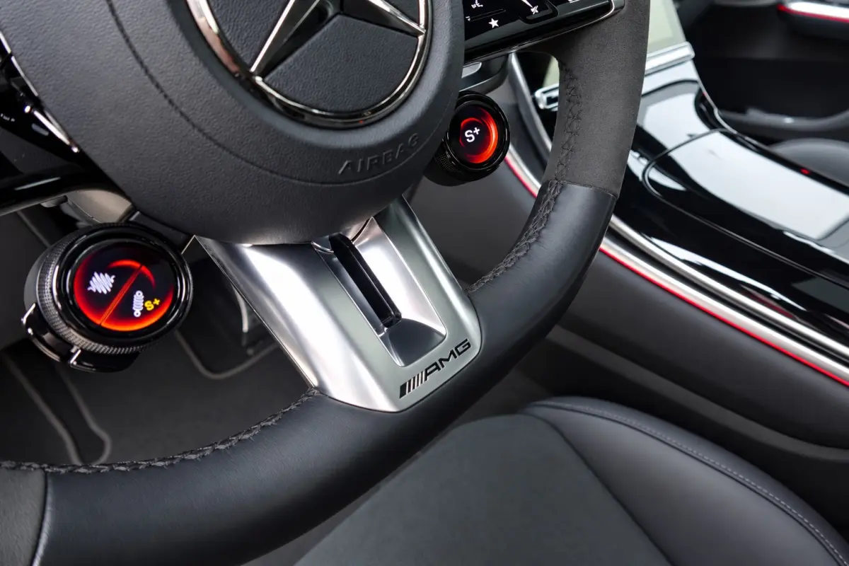 AMG 63 S E Performance PANO BOMVOL'