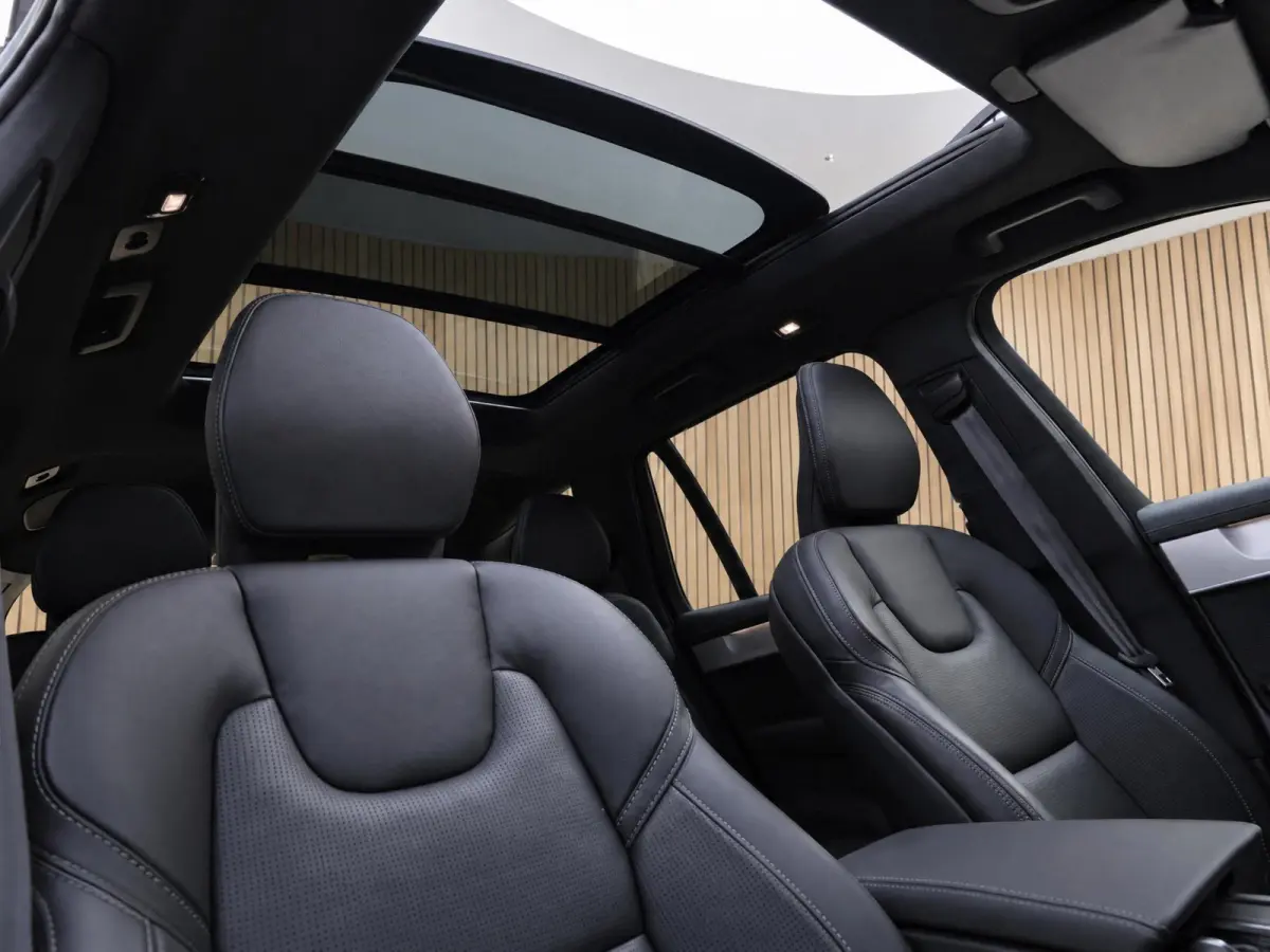 2.0 T8 Plug-in hybrid AWD Ultra Bright |Pano |Bowers&Wilkens |Massage |Nappa Leder |Luchtvering