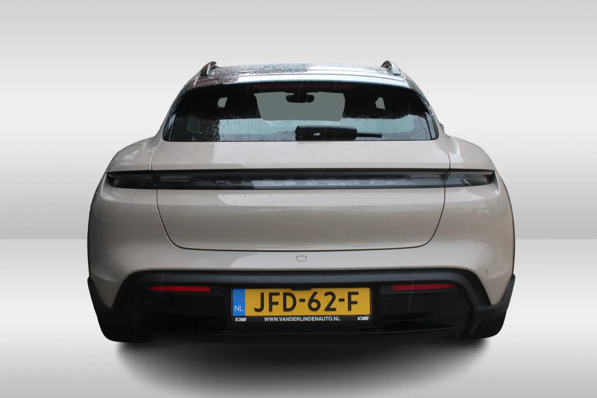 4 93 kWh Panorama dak l 360 camera l Stoel memory l Dode hoek detectie l Unieke kleur !