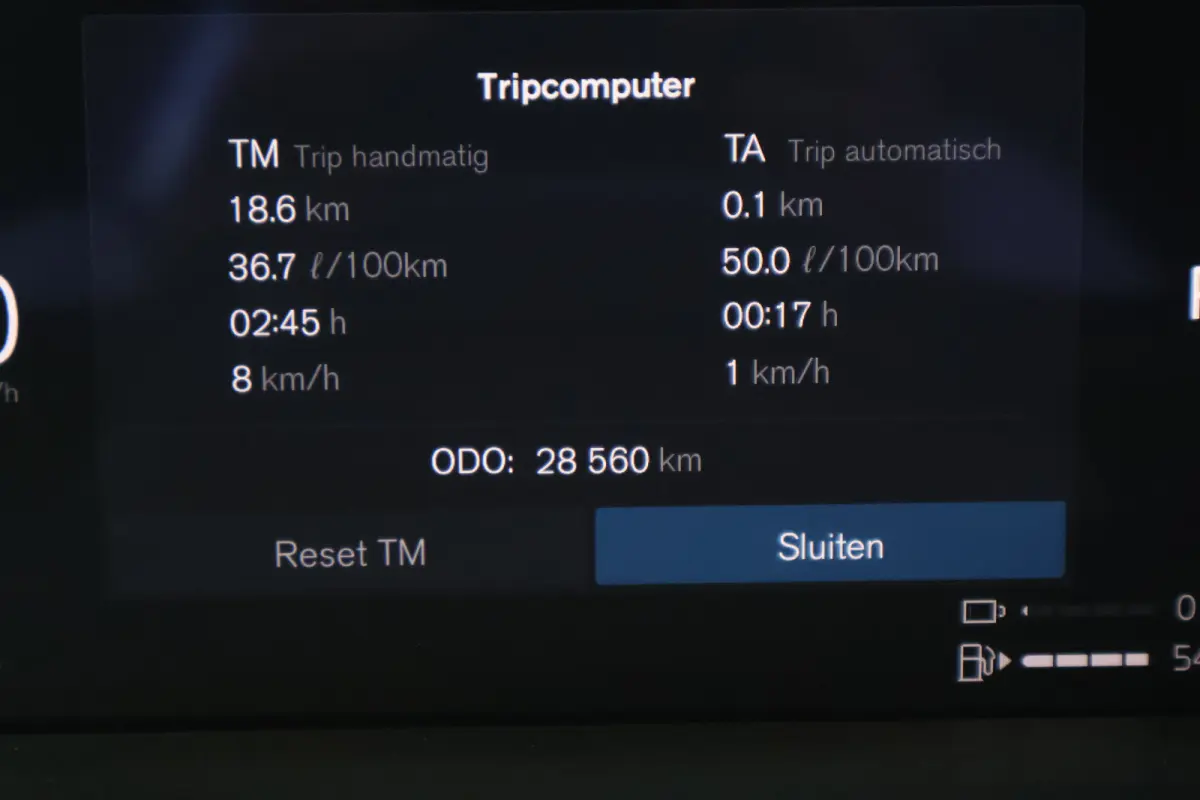2.0 T6 Plug-in hybrid AWD Plus Dark | Face Lift! | Trekhaak | Harman Kardon | HUD |