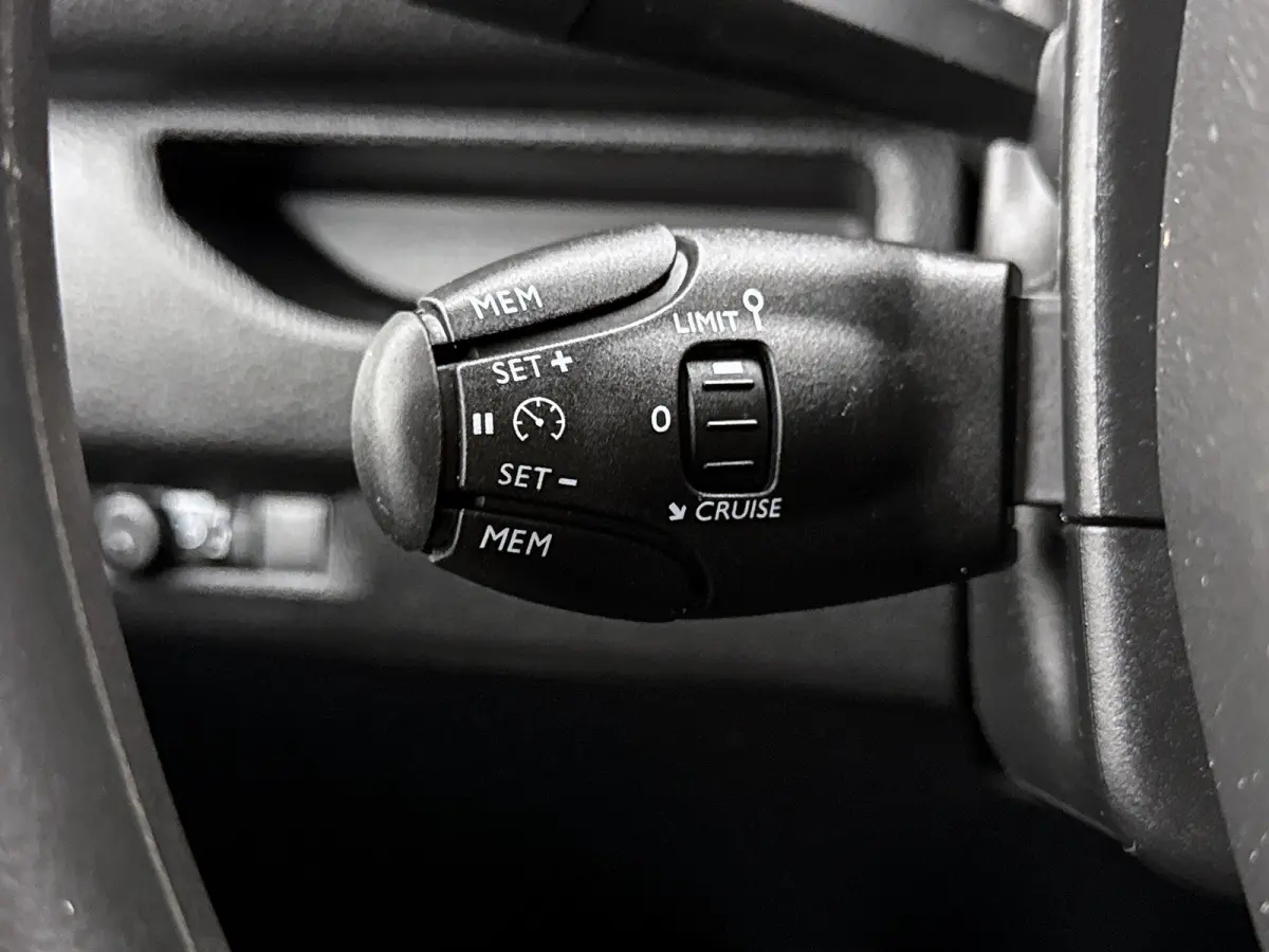 2.0 D-4D 145pk Navigatie Blind Spot Camera Keyless Euro 6