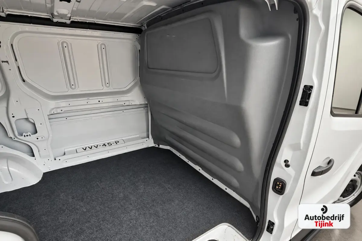 2.0 dCi 150PK T29 L1H1 Comfort | Automaat | LED | Trekhaak | Navi | Camera | PDC | App-Connect |