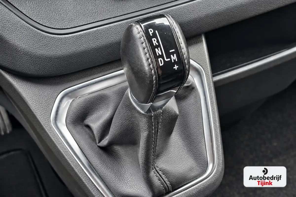 2.0 dCi 150PK T29 L1H1 Comfort | Automaat | LED | Trekhaak | Navi | Camera | PDC | App-Connect |