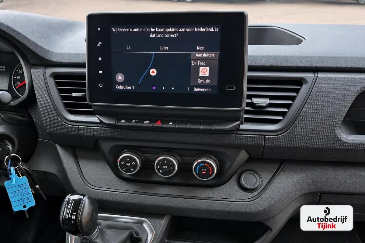 2.0 dCi 150PK T29 L1H1 Comfort | Automaat | LED | Trekhaak | Navi | Camera | PDC | App-Connect |