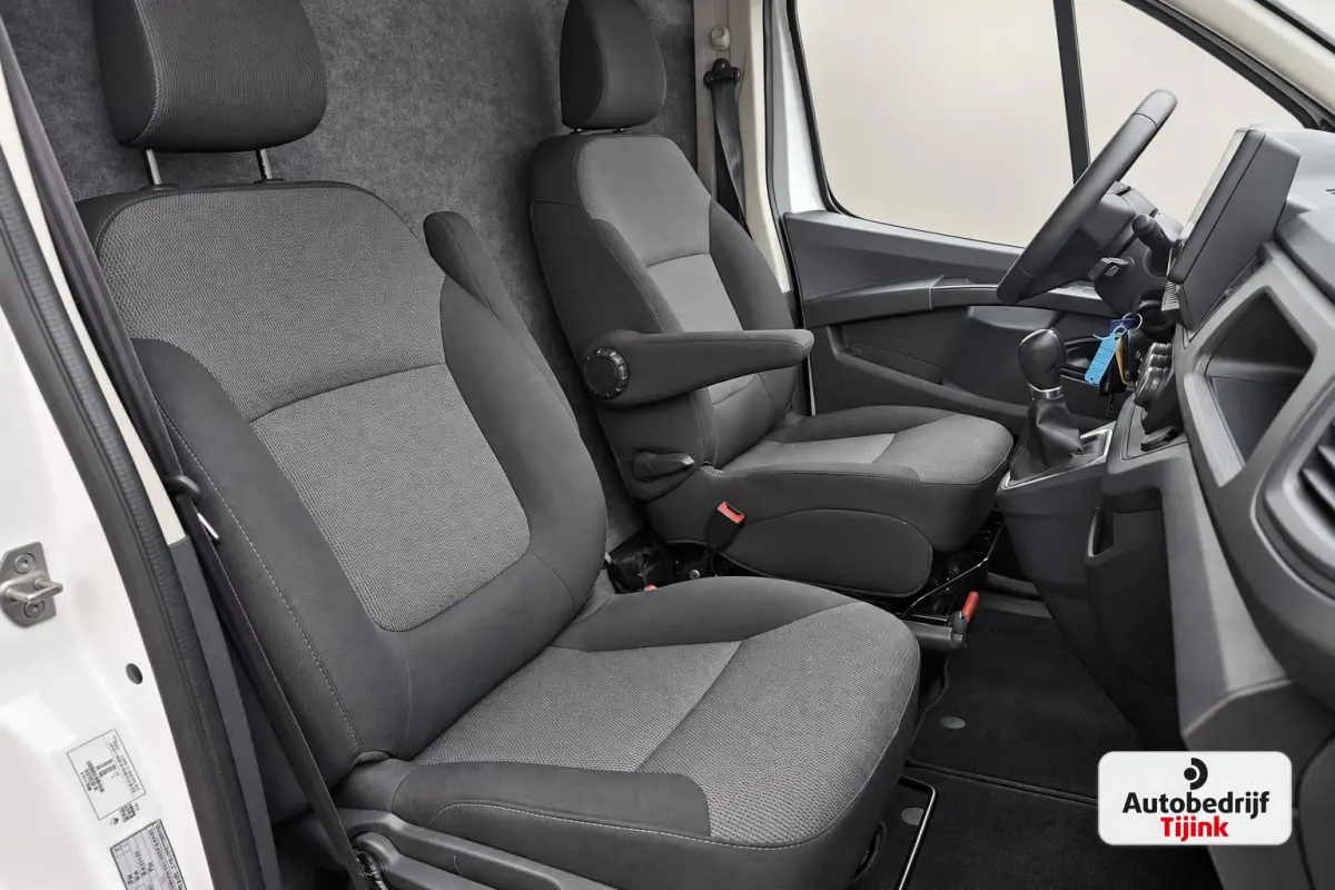 2.0 dCi 150PK T29 L1H1 Comfort | Automaat | LED | Trekhaak | Navi | Camera | PDC | App-Connect |