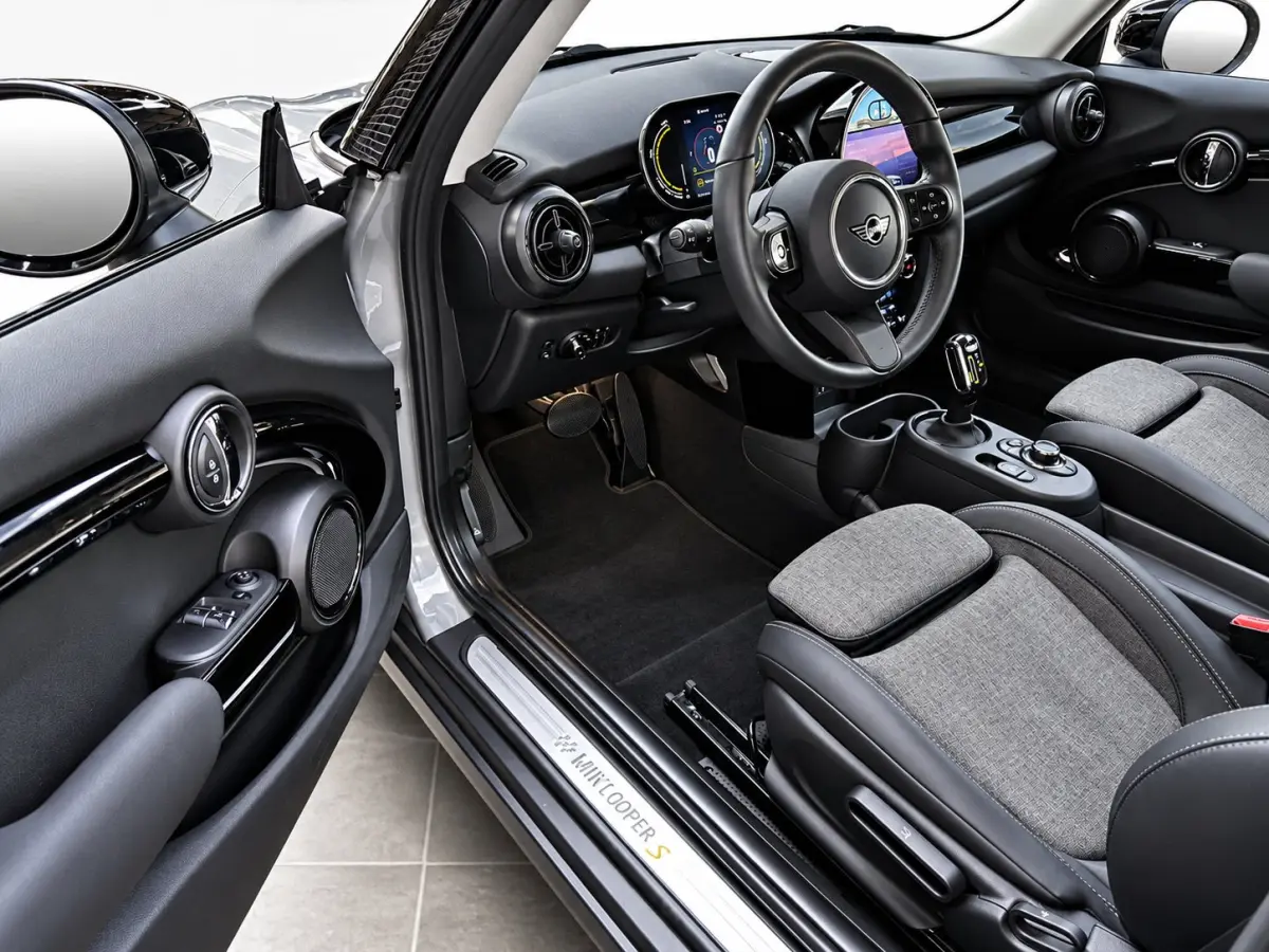 SE Classic. 33 kWh 183pk | Navigatie | Parkeersensoren | SOH 96% |