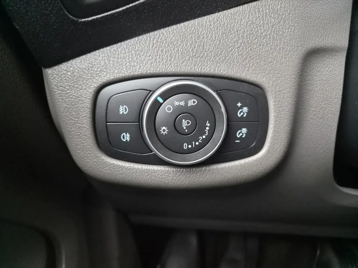 1.5 EcoBlue L1 Airco Navi Camera