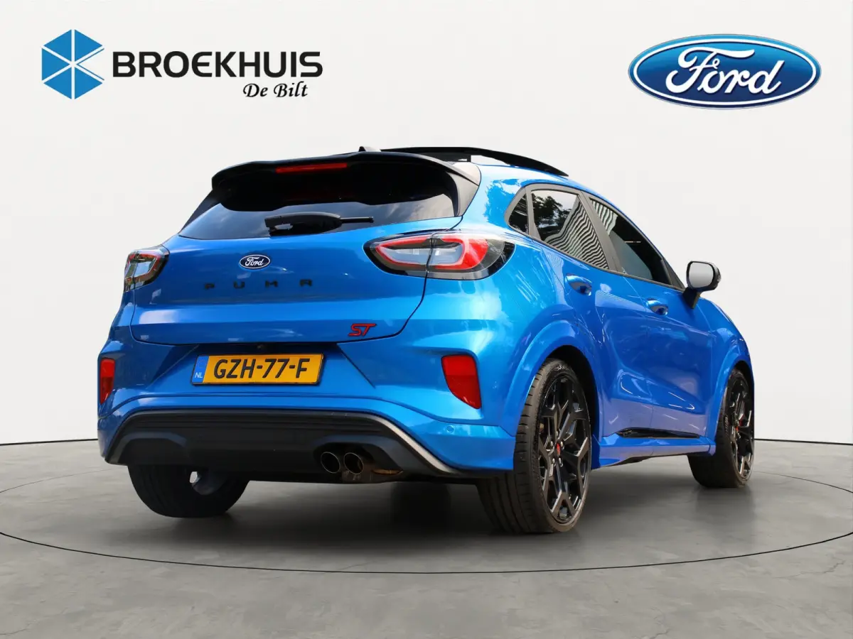 1.0EB ST-X | NL-AUTO! | 1E EIGENAAR! | PERFORMANCE PACK | WINTERPACK | ADAPTIVE CRUISE | PANODAK | 360° CAMERA | LANE ASSIST | DEALER OH! | FORD PERFORMANCE STOELEN