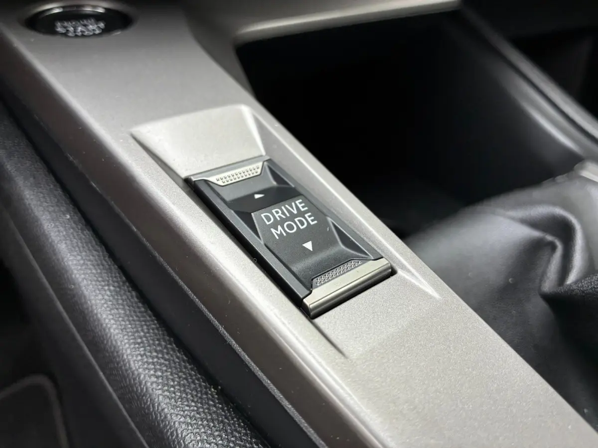 1.2 Active Pack Business | Carplay + DAB+ nu €12.975,-!!!