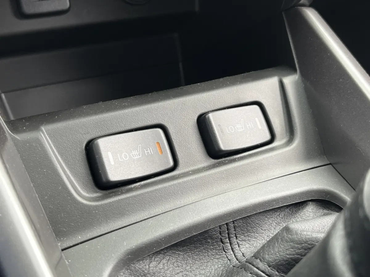 1.4 Boosterjet Smart Hybrid Select Automaat | €2.000,- voordeel | In meerdere kleuren leverbaar | Adapt. Cruise | Camera | Dodehoek | Rijstrook | Stoelverwarming | etc. etc.