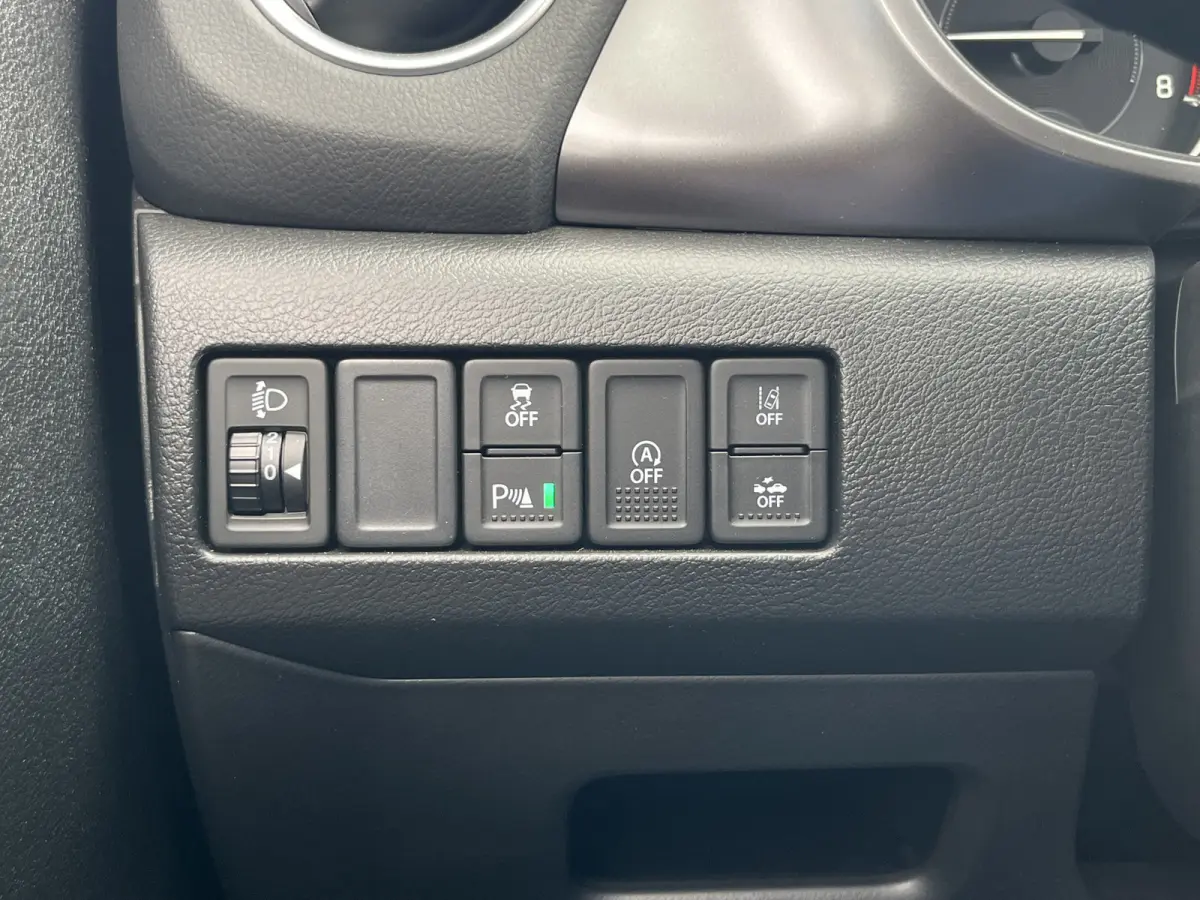1.4 Boosterjet Smart Hybrid Select Automaat | €2.000,- voordeel | In meerdere kleuren leverbaar | Adapt. Cruise | Camera | Dodehoek | Rijstrook | Stoelverwarming | etc. etc.