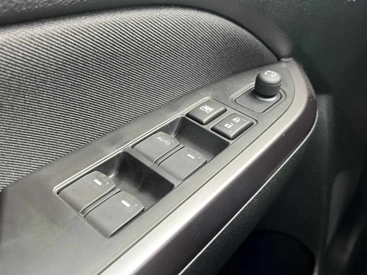 1.4 Boosterjet Smart Hybrid Select Automaat | €2.000,- voordeel | In meerdere kleuren leverbaar | Adapt. Cruise | Camera | Dodehoek | Rijstrook | Stoelverwarming | etc. etc.