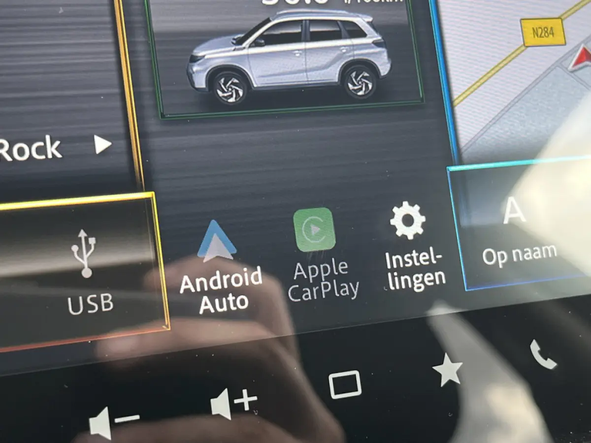 1.4 Boosterjet Smart Hybrid Select Automaat | €2.000,- voordeel | In meerdere kleuren leverbaar | Adapt. Cruise | Camera | Dodehoek | Rijstrook | Stoelverwarming | etc. etc.