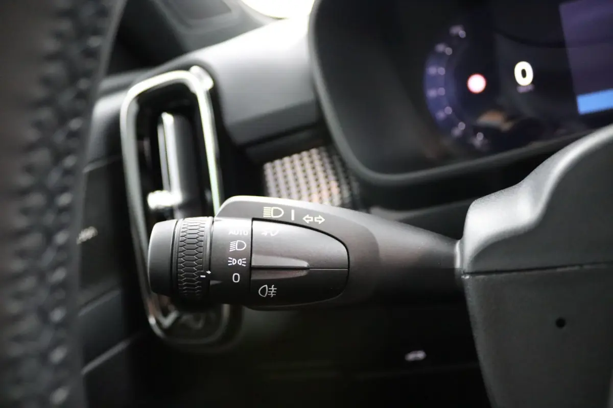 Single Motor Extended Range Plus Dark 82 kWh | SoH 100% | Panoramadak | Harman/Kardon | 360 Camera | Stoelverwarming | Keyless | BLIS | Adaptive Cruise