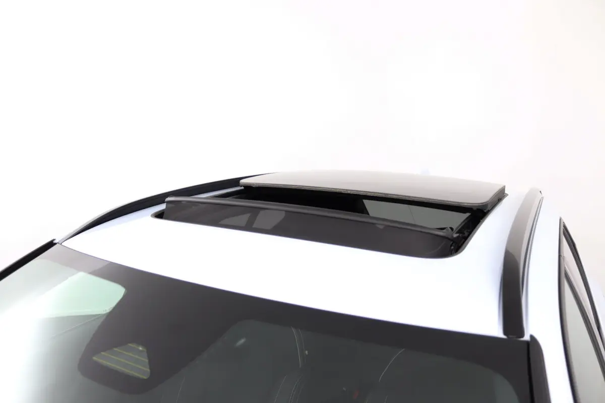Single Motor Extended Range Plus Dark 82 kWh | SoH 100% | Panoramadak | Harman/Kardon | 360 Camera | Stoelverwarming | Keyless | BLIS | Adaptive Cruise