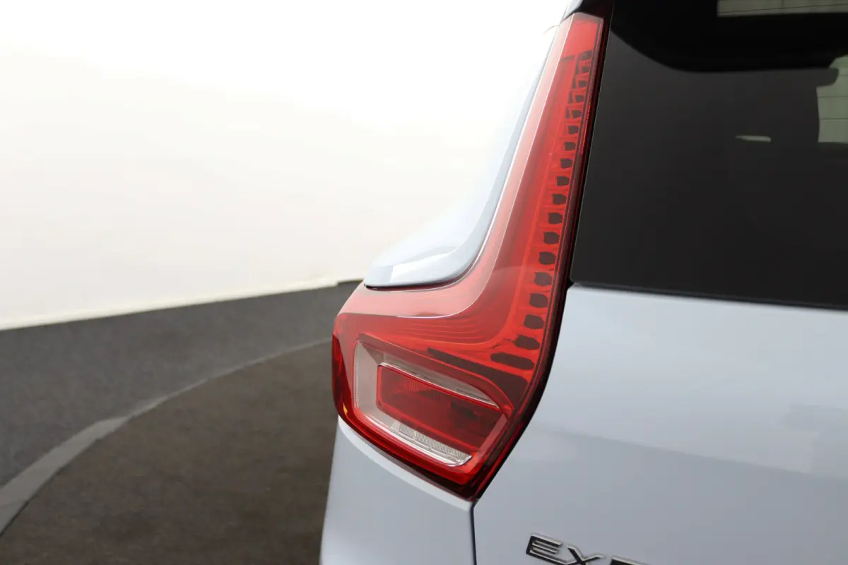 Single Motor Extended Range Plus Dark 82 kWh | SoH 100% | Panoramadak | Harman/Kardon | 360 Camera | Stoelverwarming | Keyless | BLIS | Adaptive Cruise