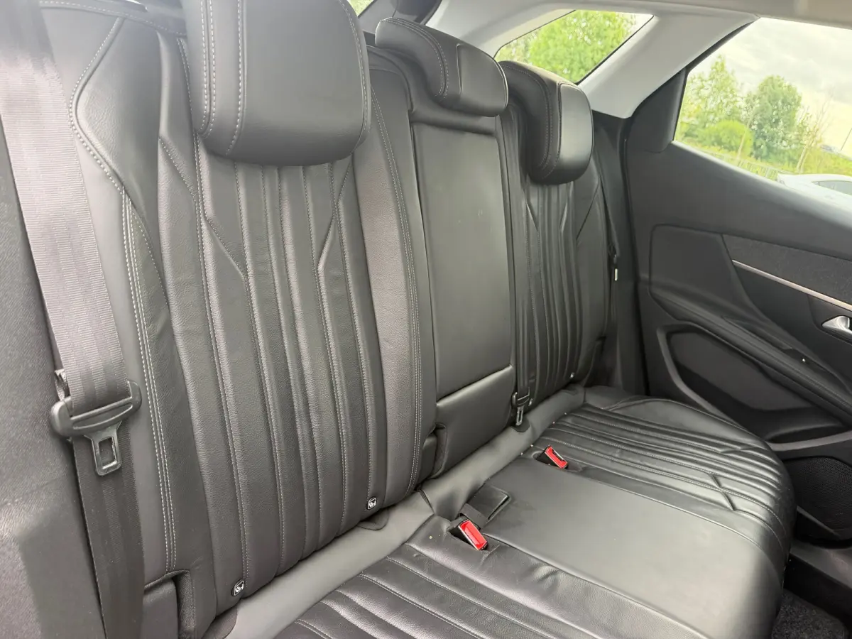 1.2 PureTech Allure - Smart Grey - Leder Claudia Mistral/Carplay/Dab+