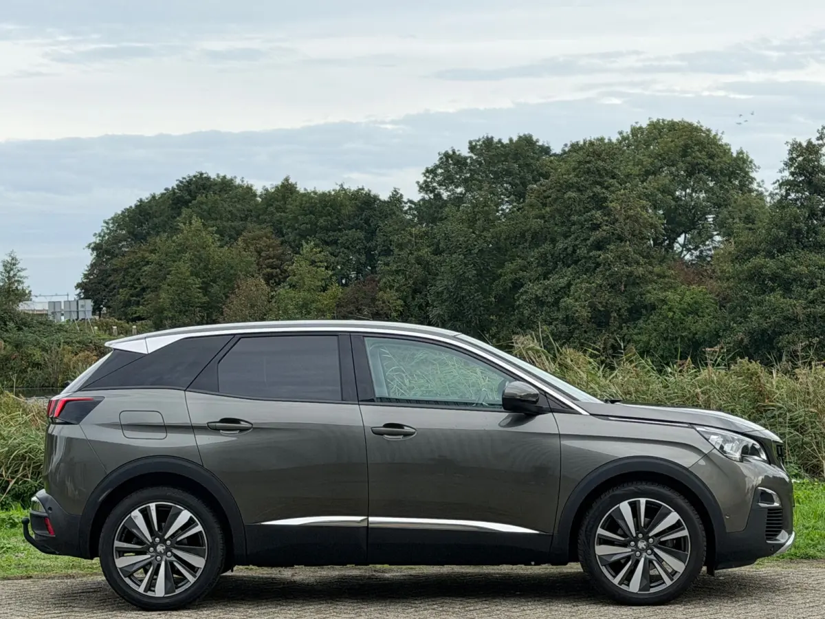 1.2 PureTech Allure - Smart Grey - Leder Claudia Mistral/Carplay/Dab+
