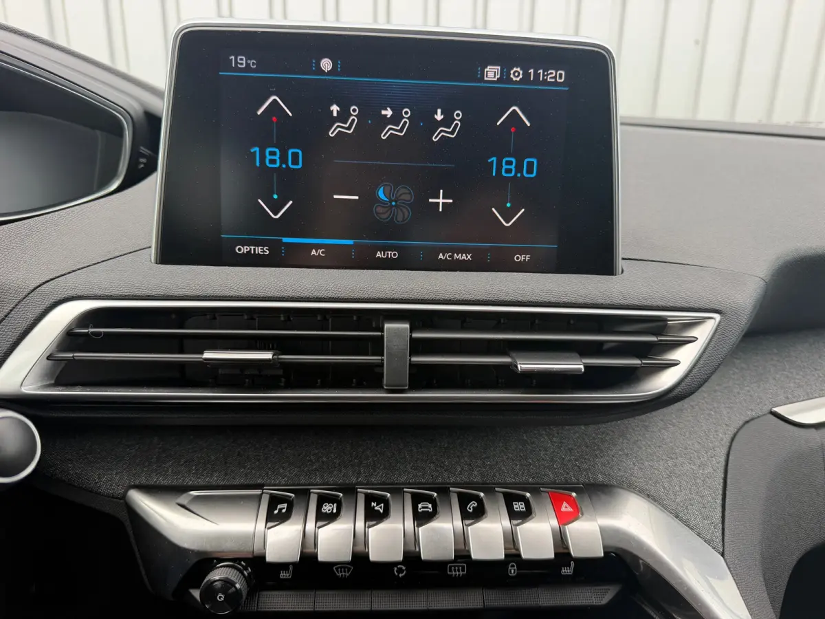 1.2 PureTech Allure - Smart Grey - Leder Claudia Mistral/Carplay/Dab+