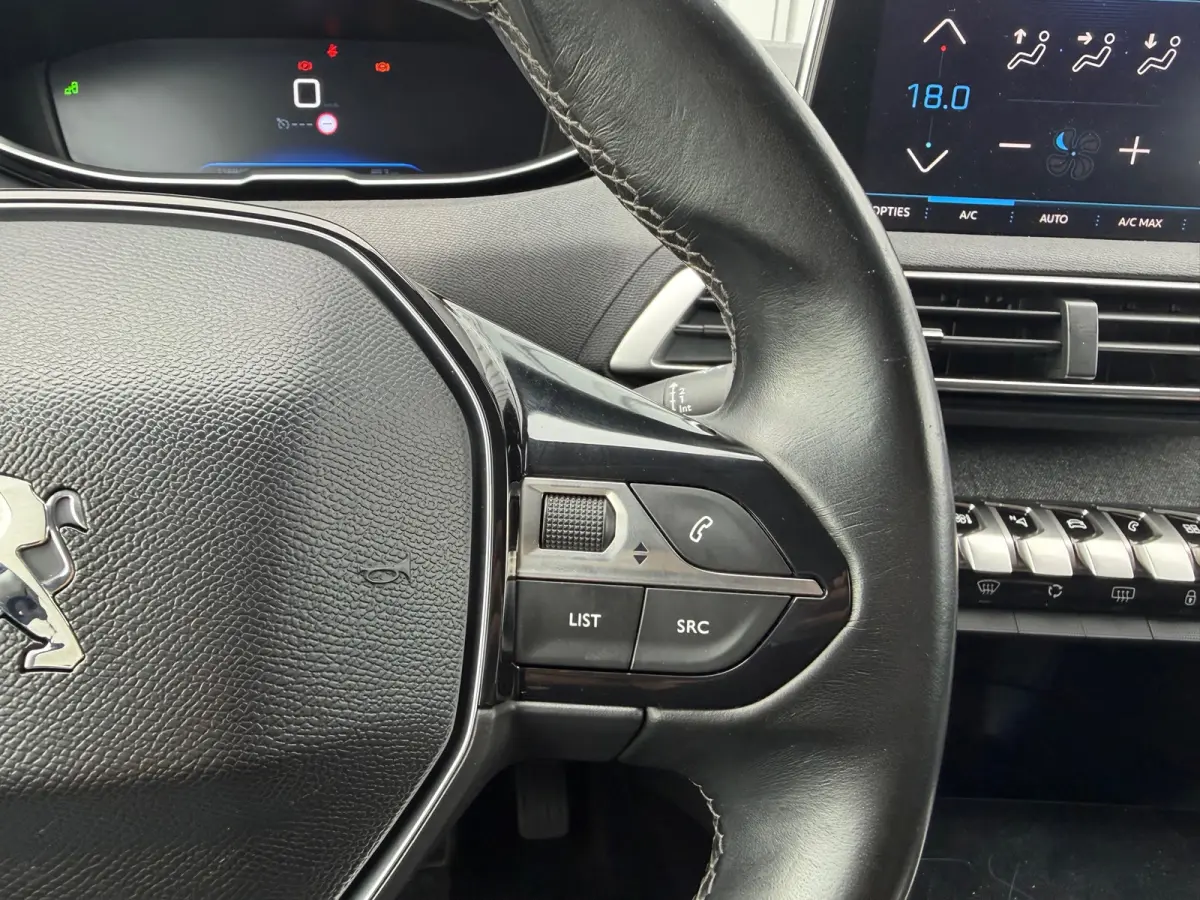 1.2 PureTech Allure - Smart Grey - Leder Claudia Mistral/Carplay/Dab+