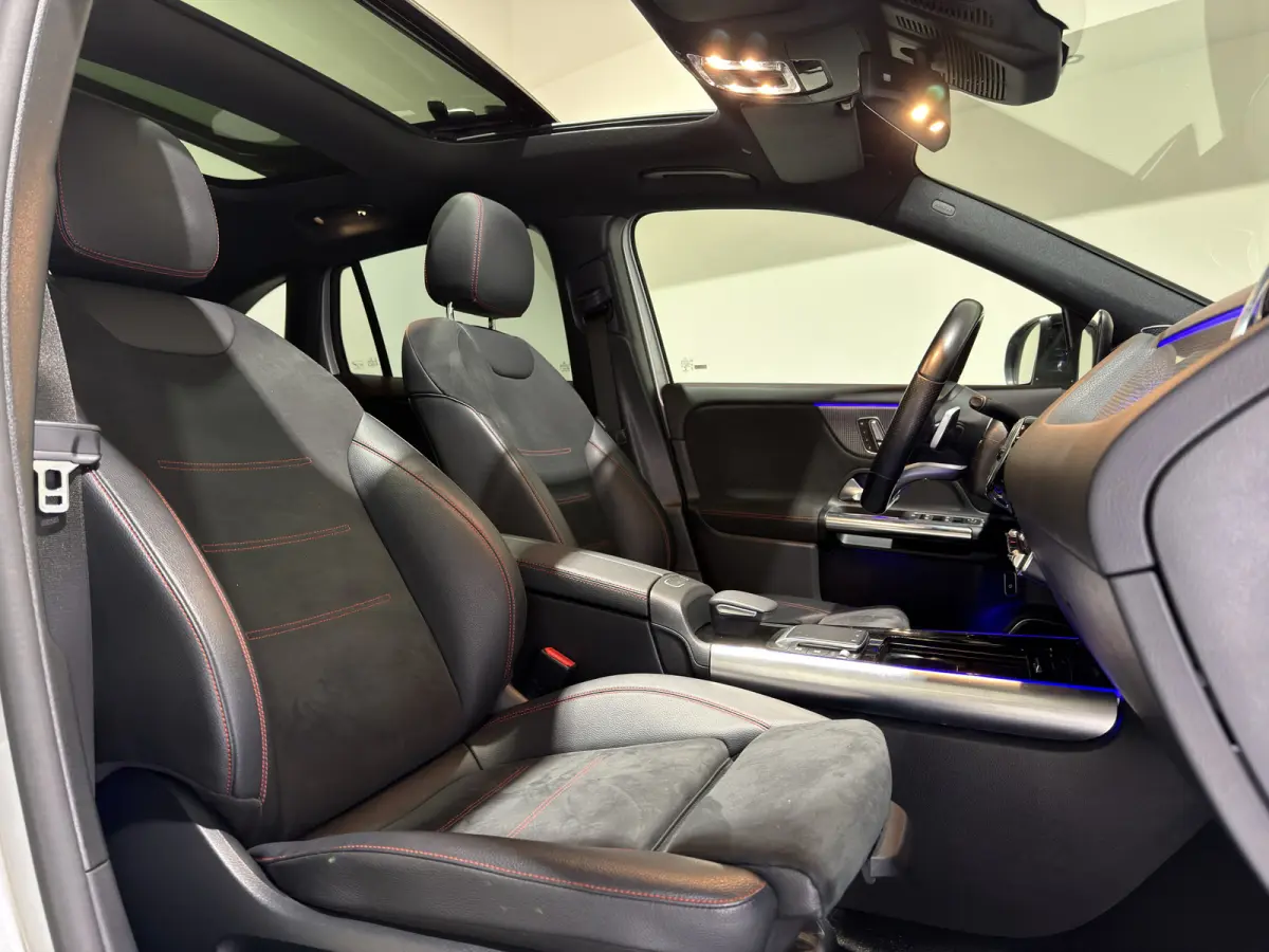 300 4MATIC Business Solution 67 kWh | SOH 94,2 % | AMG Styling