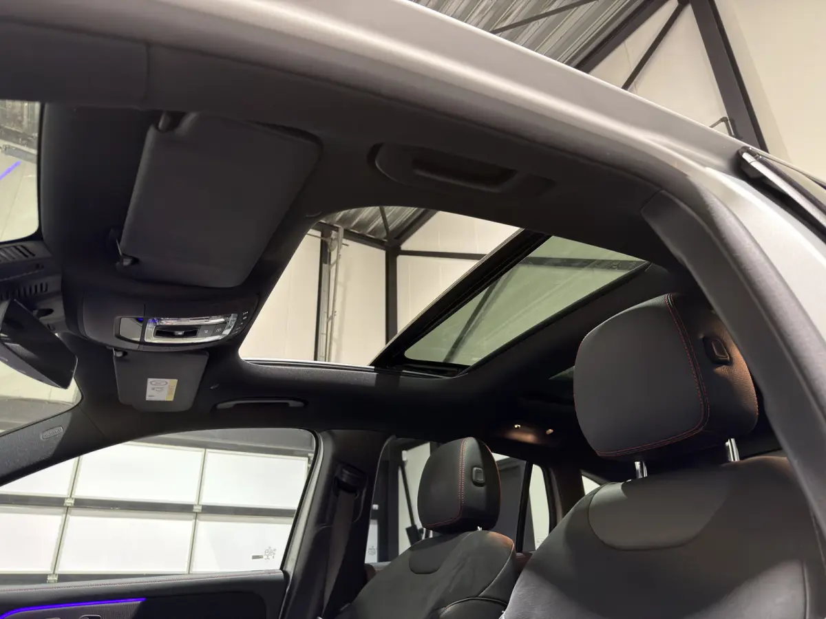 300 4MATIC Business Solution 67 kWh | SOH 94,2 % | AMG Styling