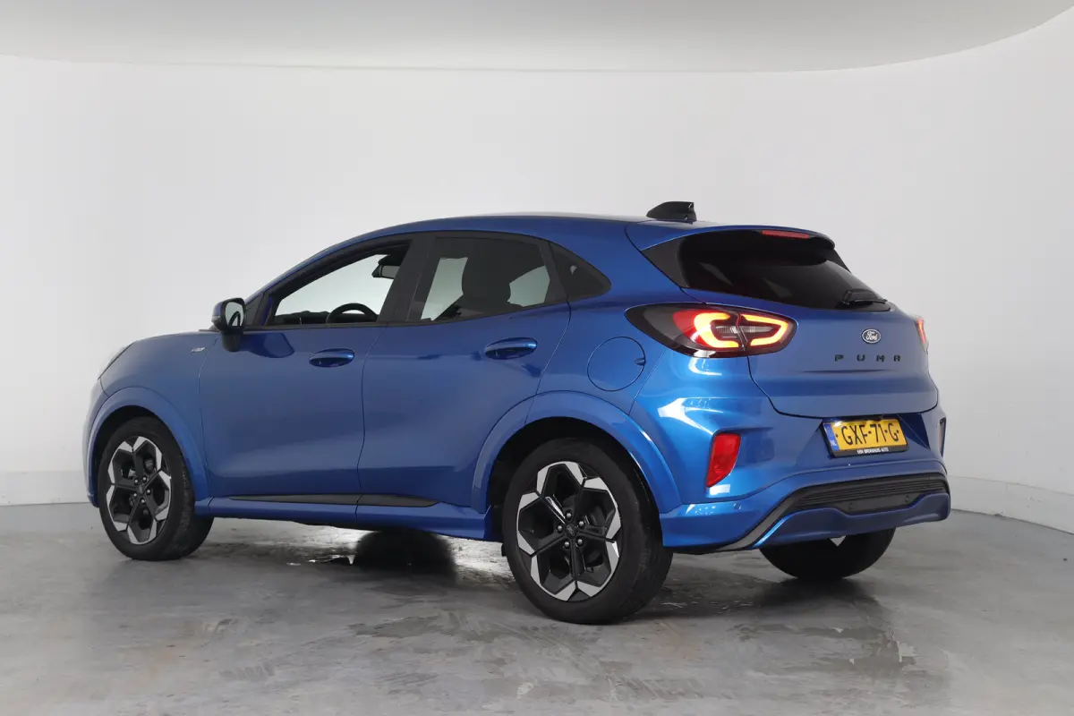 1.0 EcoBoost ST-Line | Automaat! | Winterpack | LED | Camera | Clima | Navi | Keyless | DAB | Parkeersensoren | Lichtmetalen Velgen