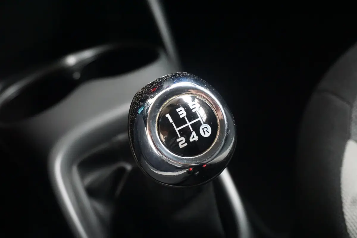 1.0 VVT-i x-joy | Stoelverwarming | Camera | Dealer Onderhouden |
