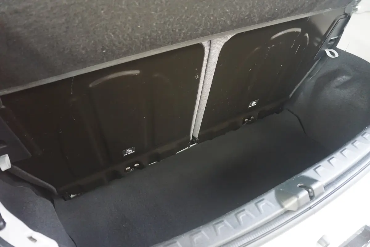 1.0 VVT-i x-joy | Stoelverwarming | Camera | Dealer Onderhouden |