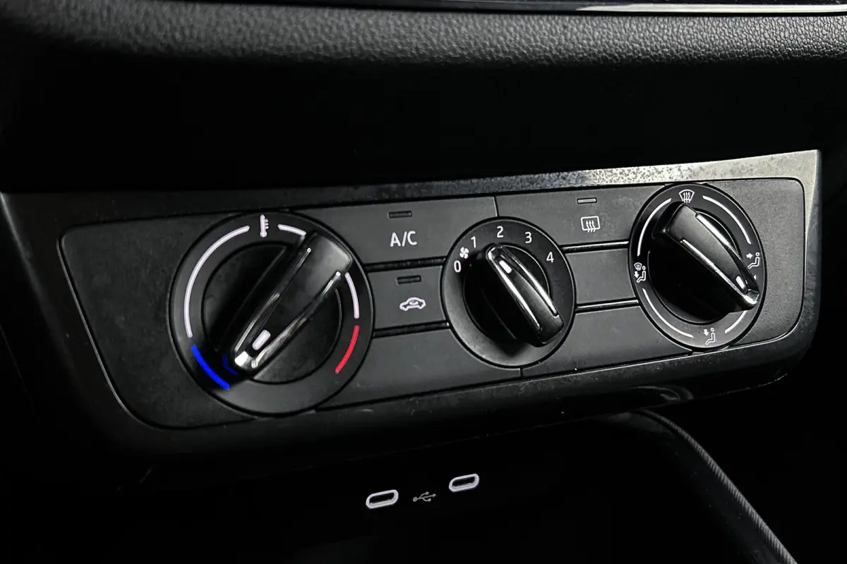 1.0 TSI Ambition | LED koplampen | Navigatie | Apple Carplay