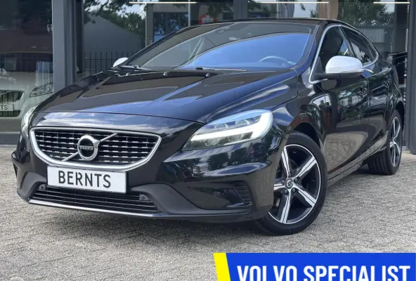 2.0 T2 R-Design|Parkeercamera|PDC V+A|Stoelverwarming|Navi