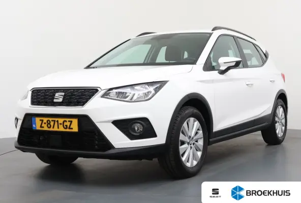 1.0 TSI Style / Navigatie / Parkeersensoren / Carplay / ECC / LED / 16'' LMV