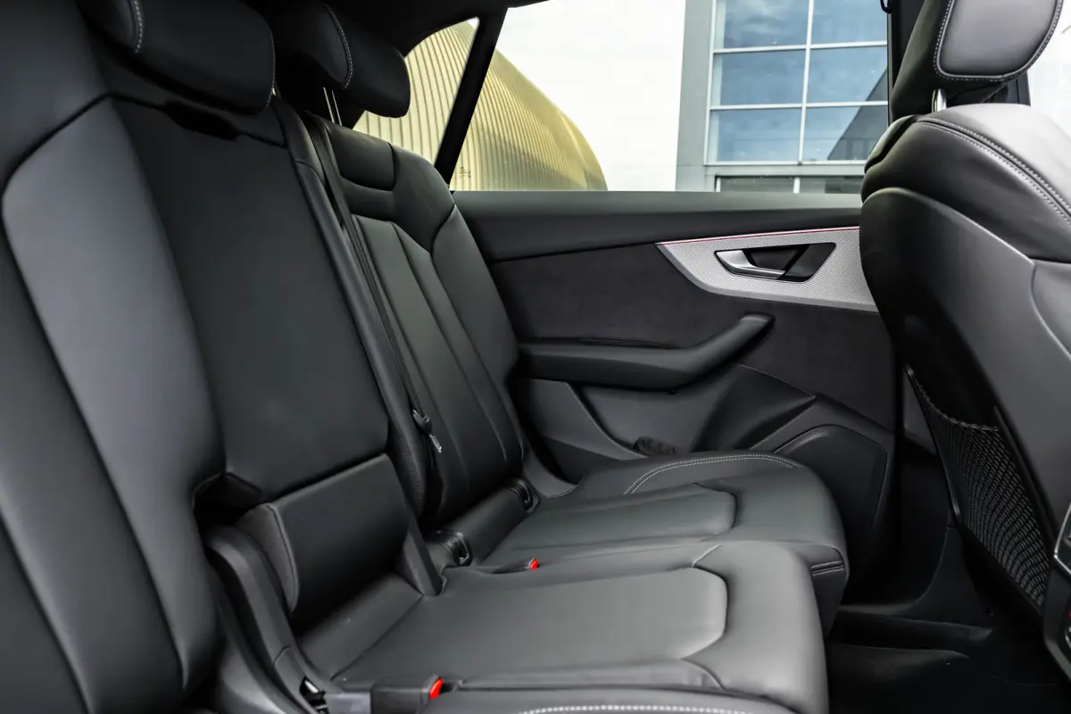 55 TFSI e quattro Pro Line S 394 PK | Trekhaak | Panoramadak | Head-up | 360 camera | Elek. stoelen | Stoelverw.  voor+achter