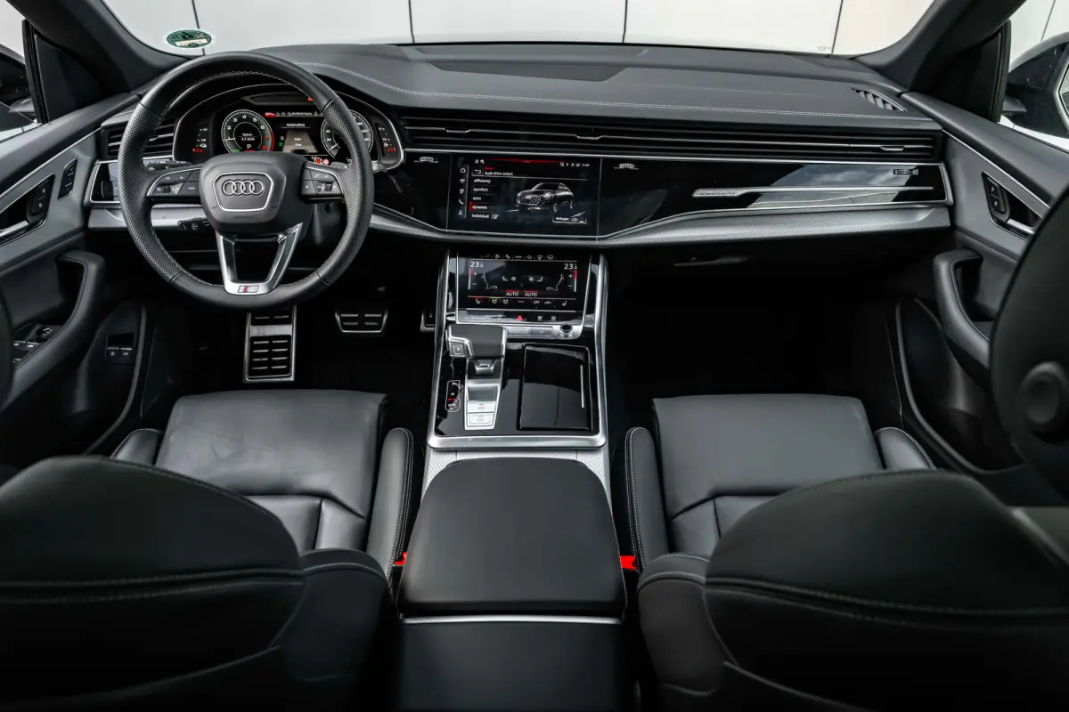 55 TFSI e quattro Pro Line S 394 PK | Trekhaak | Panoramadak | Head-up | 360 camera | Elek. stoelen | Stoelverw.  voor+achter