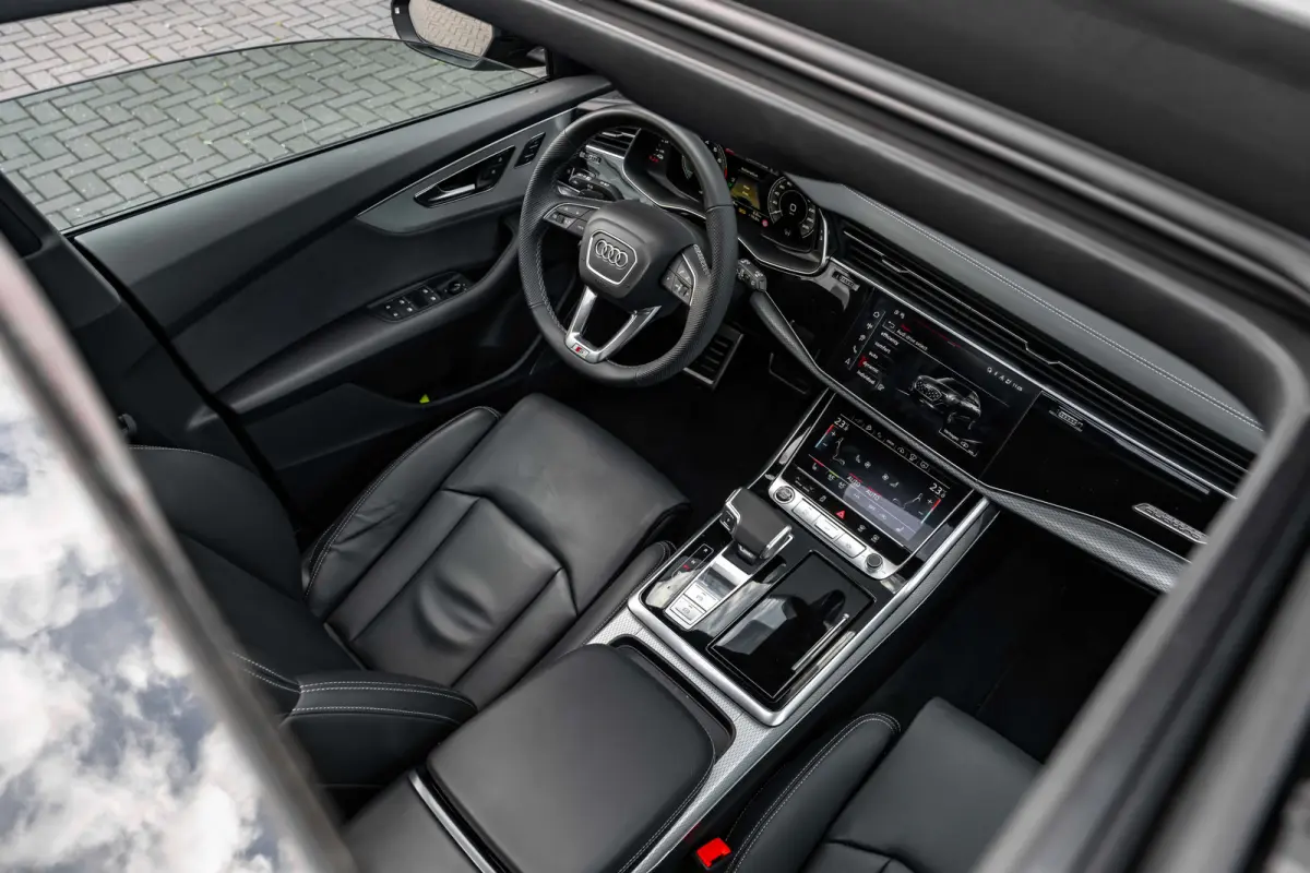 55 TFSI e quattro Pro Line S 394 PK | Trekhaak | Panoramadak | Head-up | 360 camera | Elek. stoelen | Stoelverw.  voor+achter