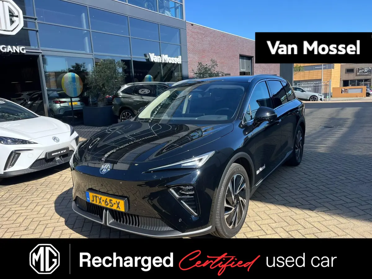 Luxury 4WD 77 kWh | 360 Camera | Led koplampen | CarPlay | Panoramadak | Stoel+ Stuurverwarming | Stoelventilatie |