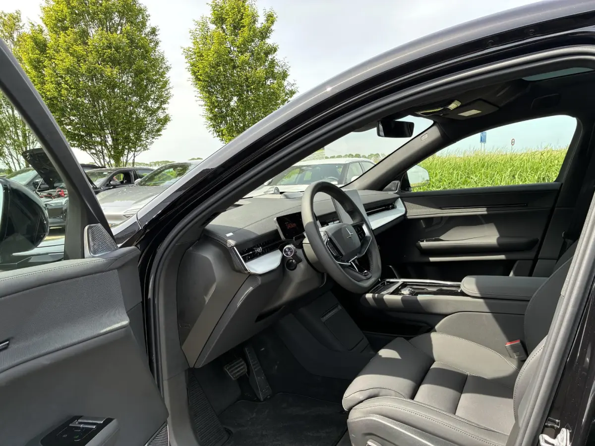Long range Dual motor Pilot Plus 111 kWh Bowers&Wilkins|HUD|Luchtvering|