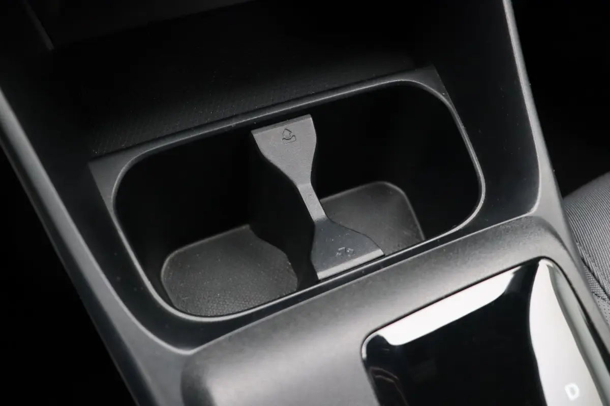 1.5 Luxury | Apple Carplay & Android Auto | Rondomzicht Camera | Stoel en Stuurwielverwarming |