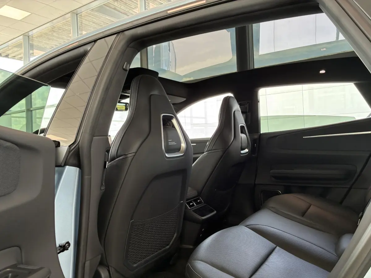 Long Range Dual motor Plus 100 kWh Long range dual motor Prime|Charcoal Leather| HUD|544PK|