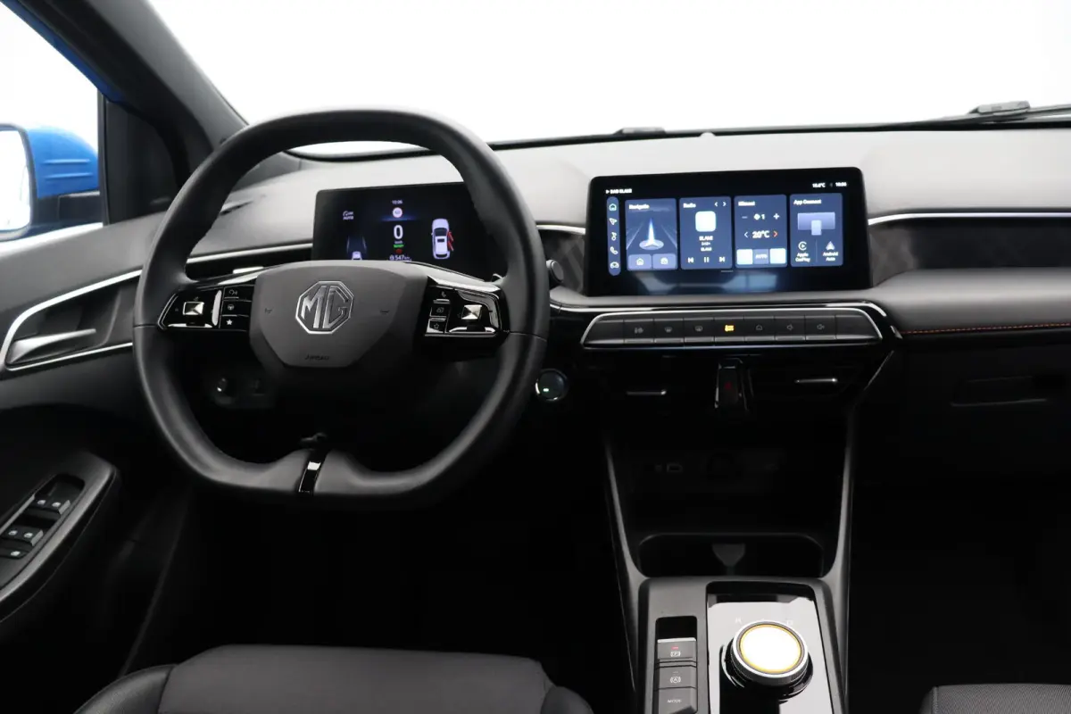 1.5 Luxury | Apple Carplay & Android Auto | Rondomzicht Camera | Stoel en Stuurwielverwarming |