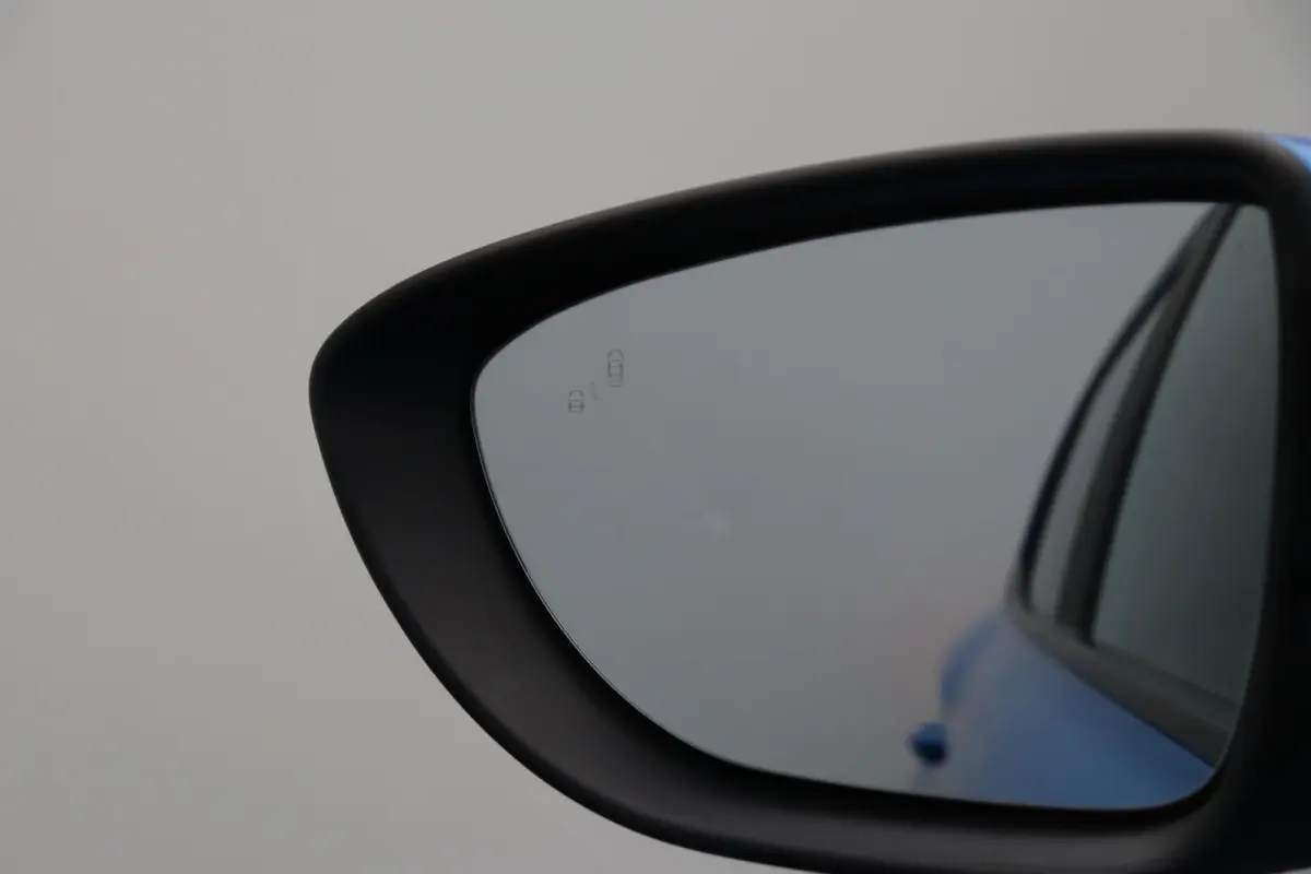 1.5 Luxury | Apple Carplay & Android Auto | Rondomzicht Camera | Stoel en Stuurwielverwarming |