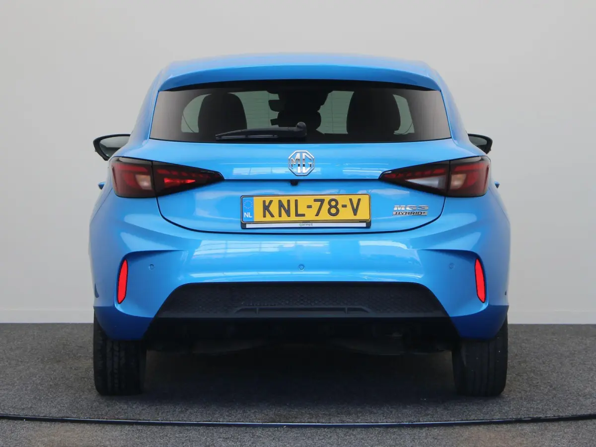 1.5 Luxury | Apple Carplay & Android Auto | Rondomzicht Camera | Stoel en Stuurwielverwarming |